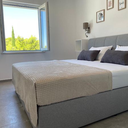 Sandra Apartments Makarska Dış mekan fotoğraf
