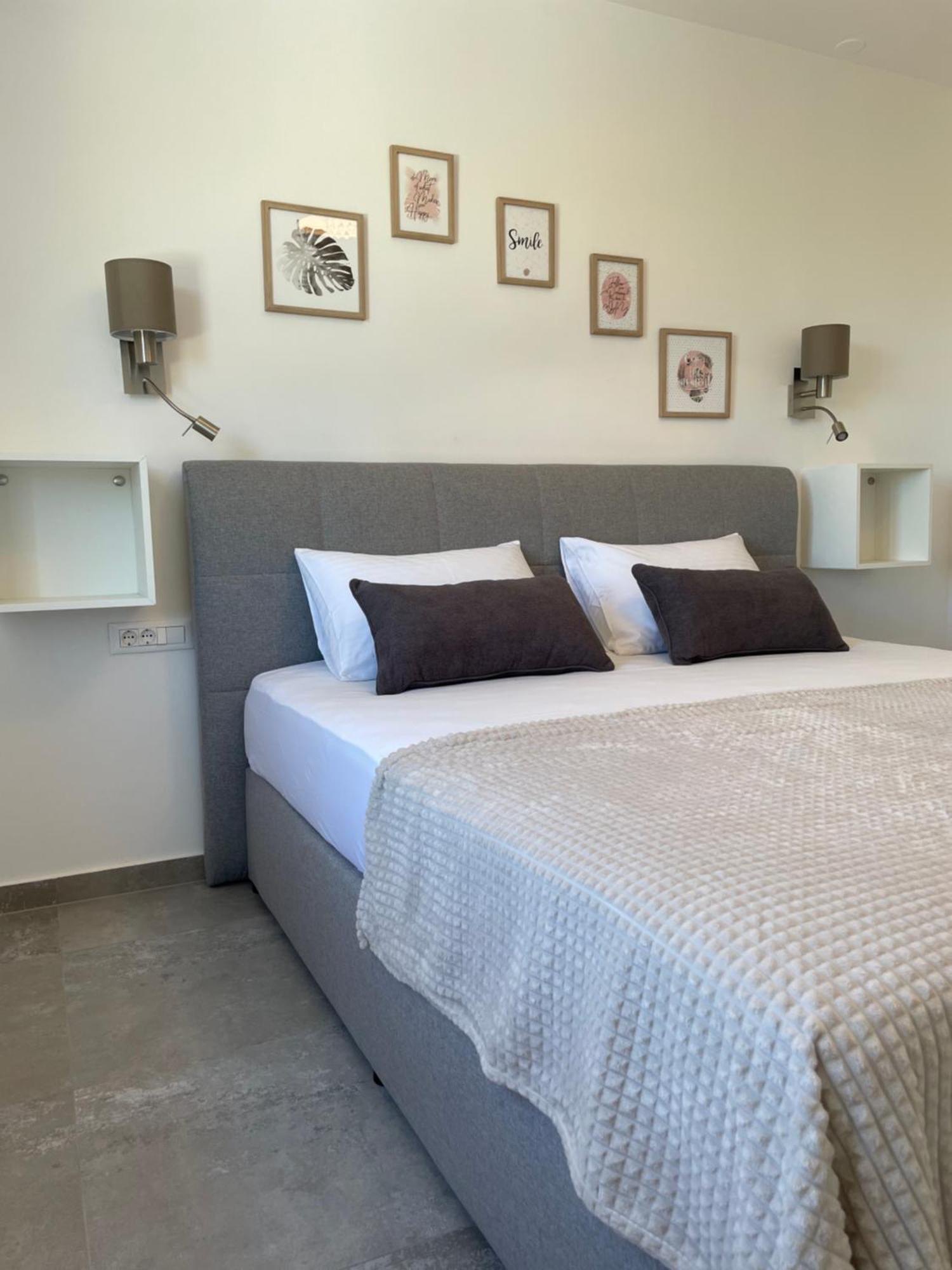 Sandra Apartments Makarska Dış mekan fotoğraf